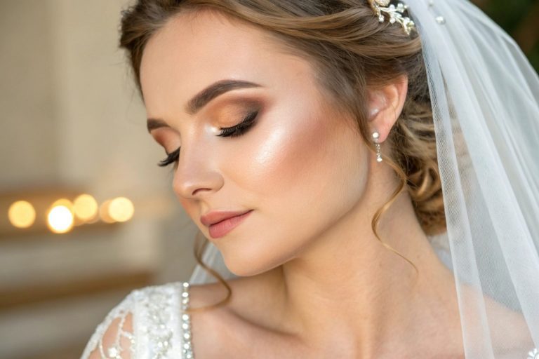 آموزش میکاپ لایت عروس