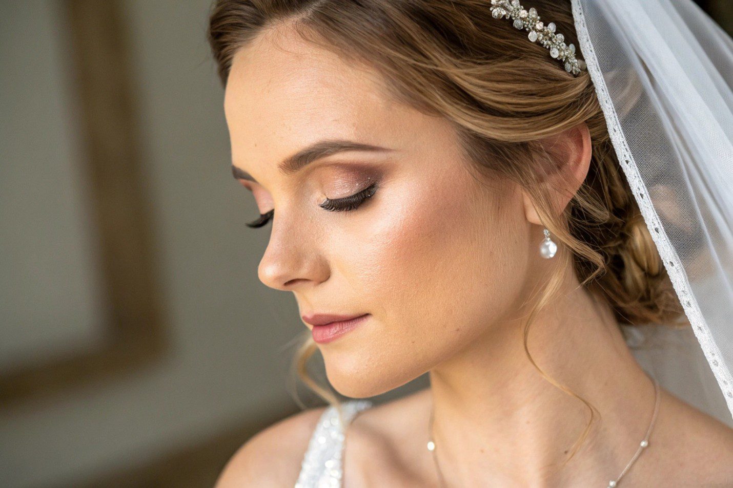 اشتباهات رایج در میکاپ لایت عروس و روش‌های اصلاح آن